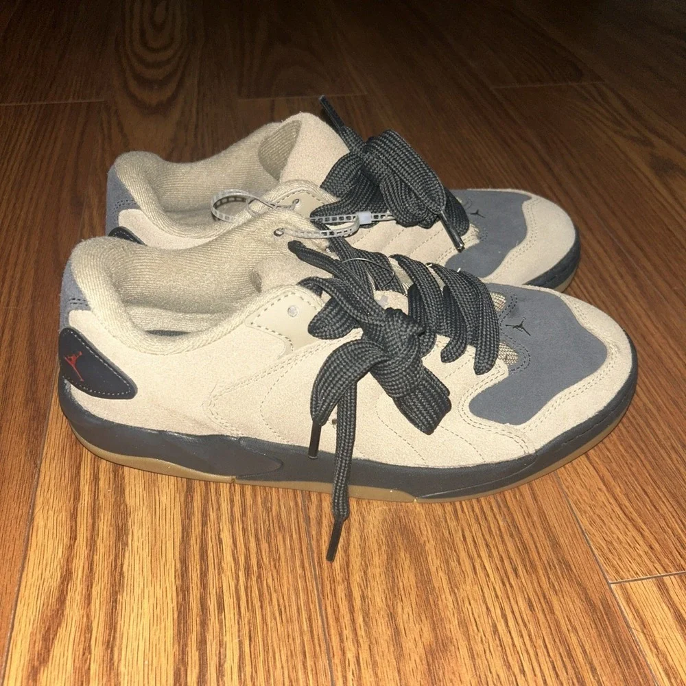 NWOT Jordan Session Low Top Sneakers Shoes Khaki Anthra IB3731-200 Men's Size 9
